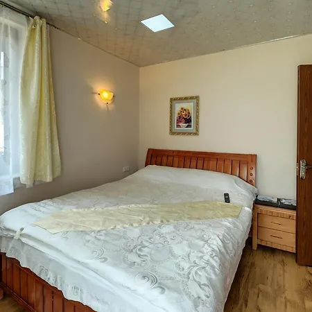 בית הארחה Koko Hills ספרבה בניה